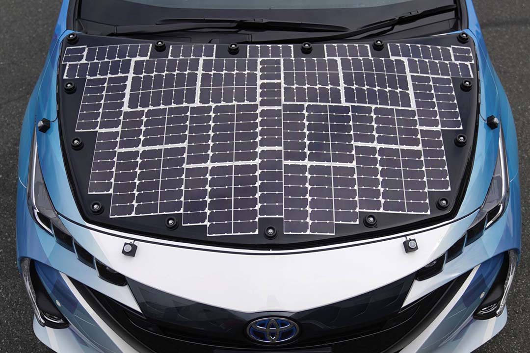 Toyota Prius with photovoltaic cells 10 Toyota Prius with photovoltaic cells 10